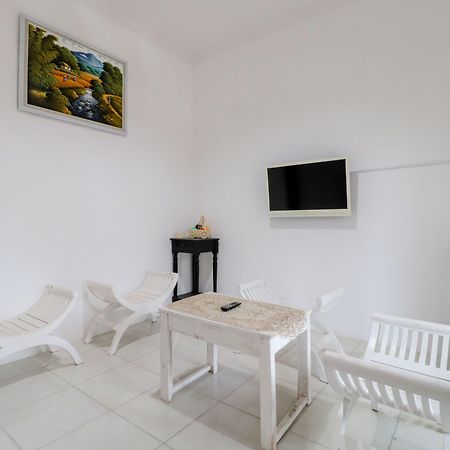 Java Homestay ジョグジャカルタ エクステリア 写真